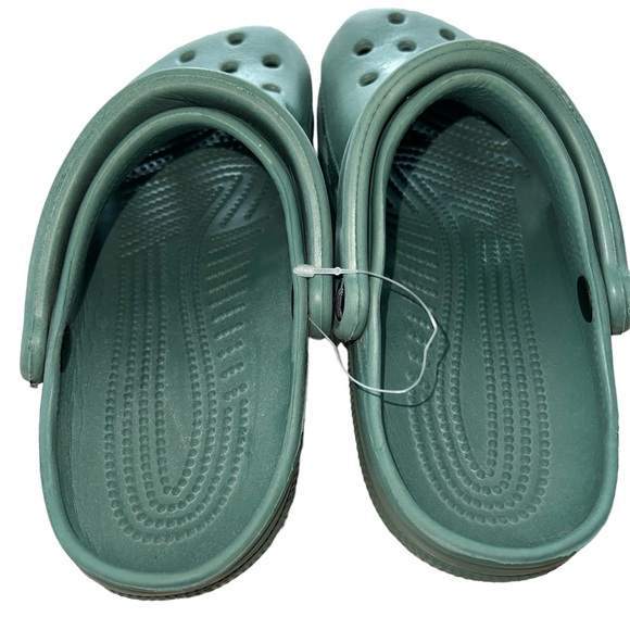 Green Crocs | Size 6 - Picture 2 of 9